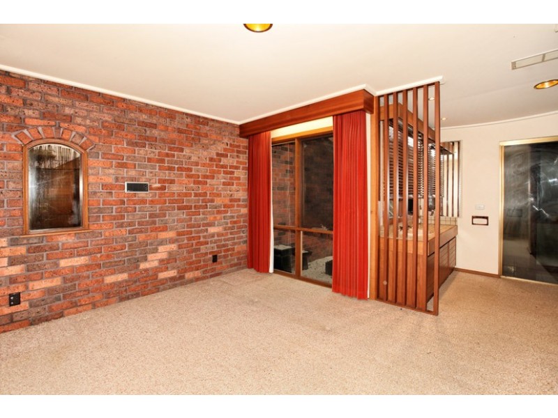 7 Elphinstone Boulevard, Greenvale VIC 3059