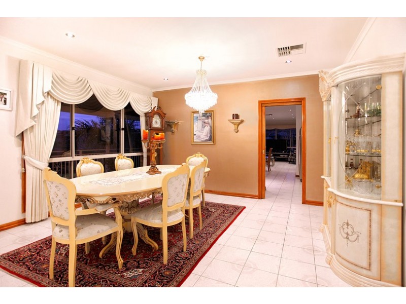 13 Marleybourne Court, Greenvale VIC 3059