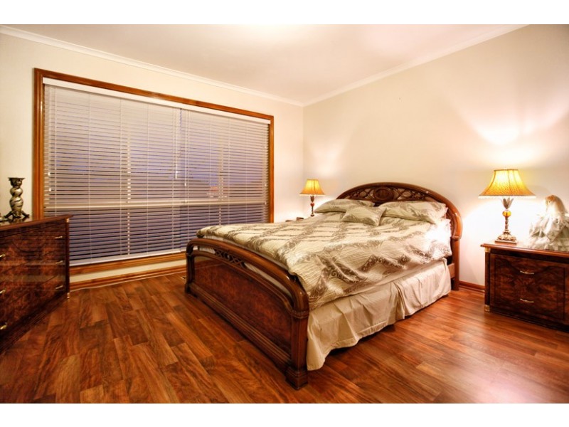 13 Marleybourne Court, Greenvale VIC 3059