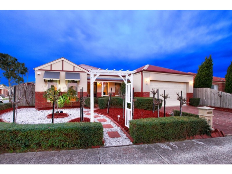 3 Santa Cruz Boulevard, Roxburgh Park VIC 3064