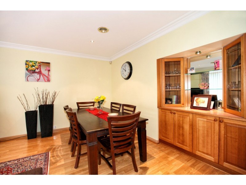 5 Eildon Court, Meadow Heights VIC 3048