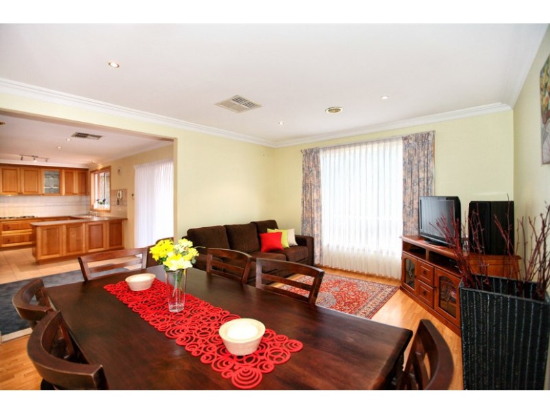5 Eildon Court, Meadow Heights VIC 3048