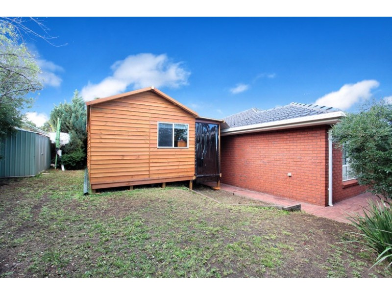 5 Eildon Court, Meadow Heights VIC 3048