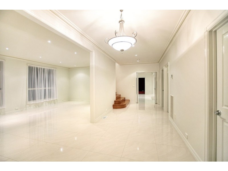 20 Dorset Drive, Greenvale VIC 3059