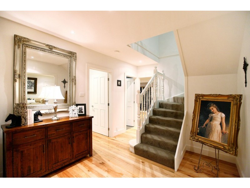 25 Glencairn Drive, Greenvale VIC 3059