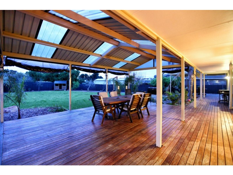 25 Glencairn Drive, Greenvale VIC 3059