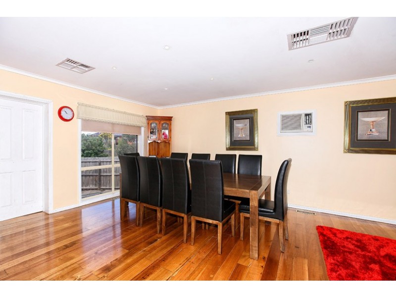 13 Churchill Avenue, Tullamarine VIC 3043