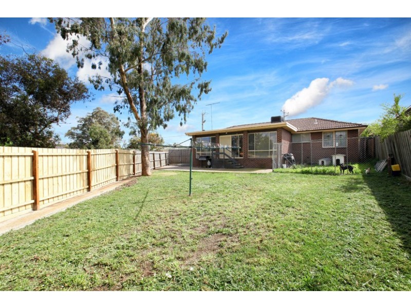 13 Churchill Avenue, Tullamarine VIC 3043