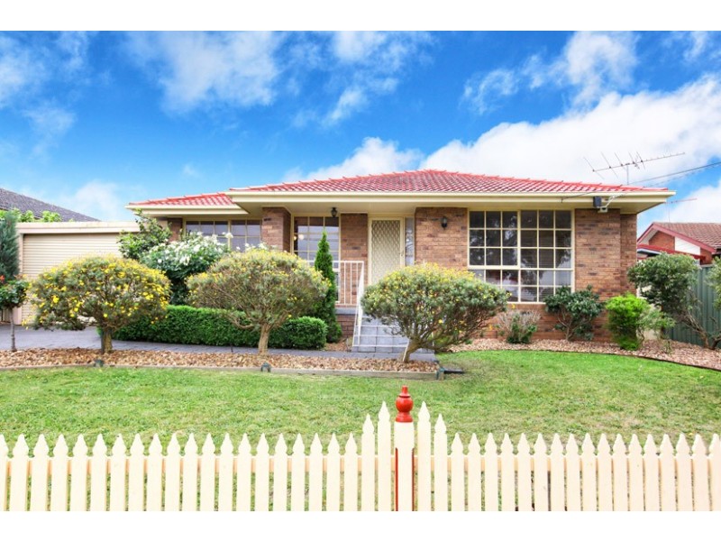 12 Chisholm Avenue, Attwood VIC 3049