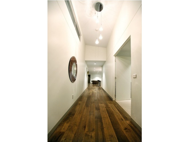 38 Trumpington Terrace, Attwood VIC 3049