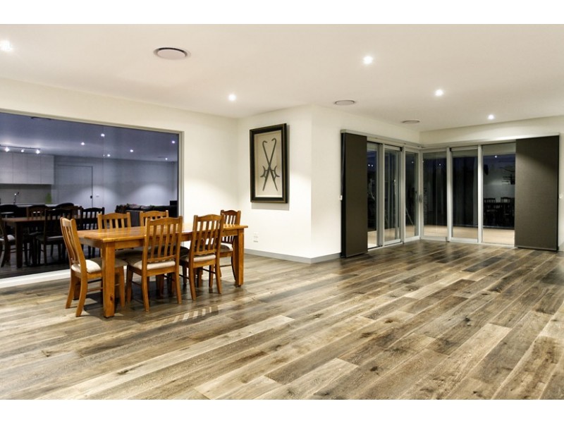 38 Trumpington Terrace, Attwood VIC 3049