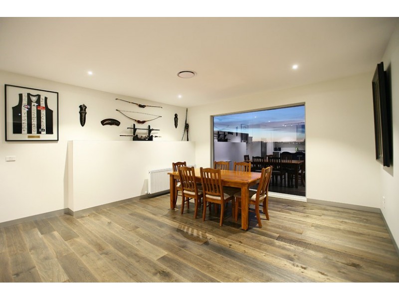 38 Trumpington Terrace, Attwood VIC 3049