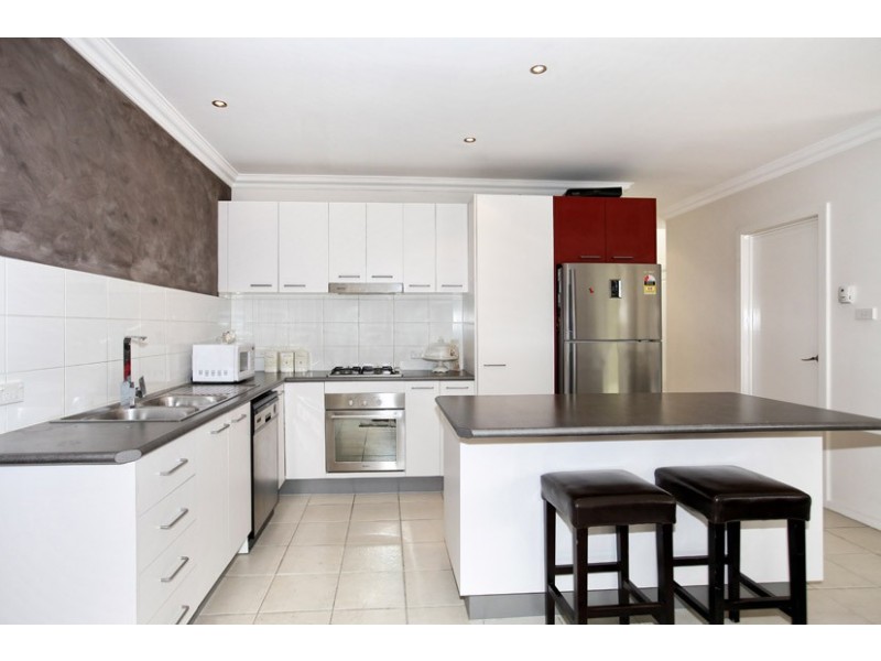 9 Viewbank Circuit, Roxburgh Park VIC 3064