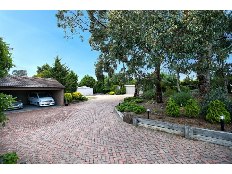 10 MacBean Court,, Greenvale VIC 3059