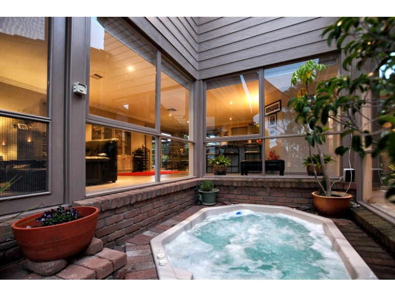 10 MacBean Court,, Greenvale VIC 3059