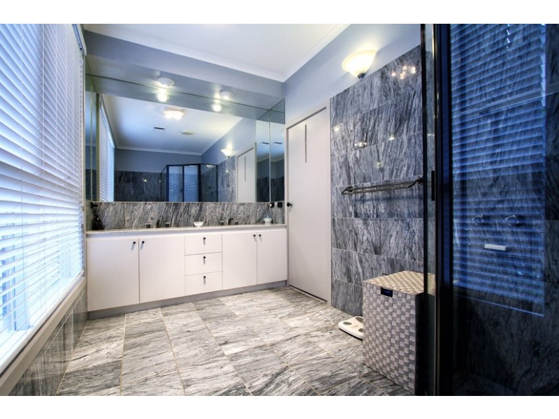 10 MacBean Court,, Greenvale VIC 3059