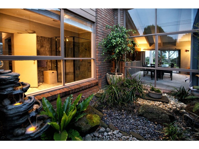 10 MacBean Court,, Greenvale VIC 3059