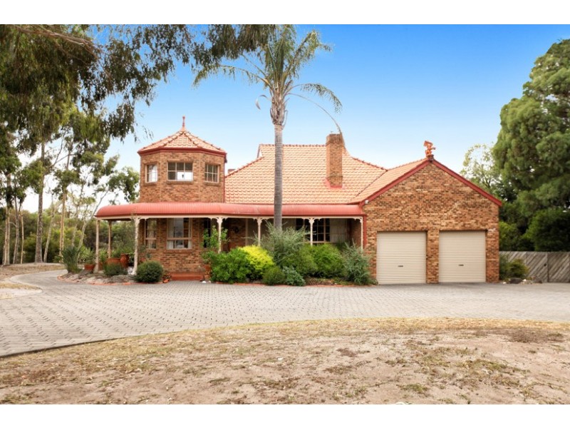 1 Greenock Court, Greenvale VIC 3059