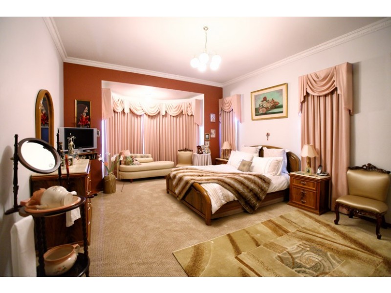 1 Greenock Court, Greenvale VIC 3059