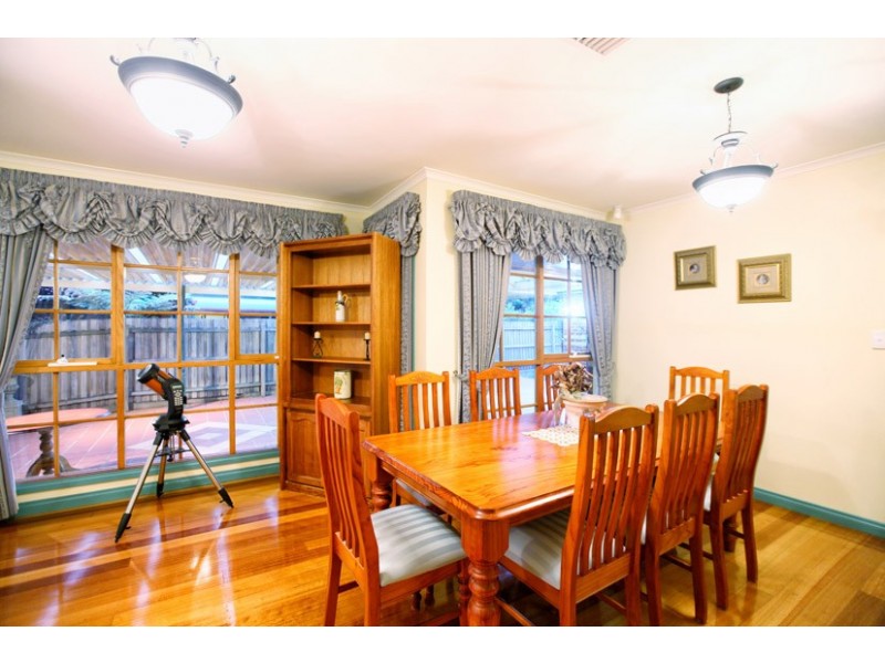 34 Hartley Crescent, Greenvale VIC 3059