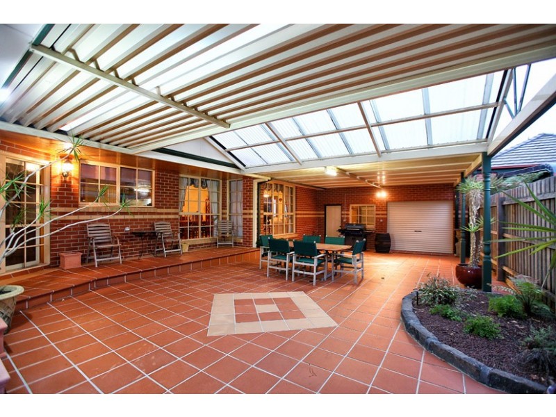 34 Hartley Crescent, Greenvale VIC 3059