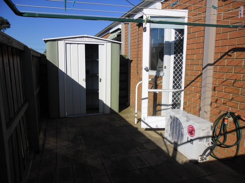 22/16 South Circular Road, Gladstone Park VIC 3043