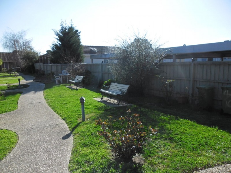 22/16 South Circular Road, Gladstone Park VIC 3043