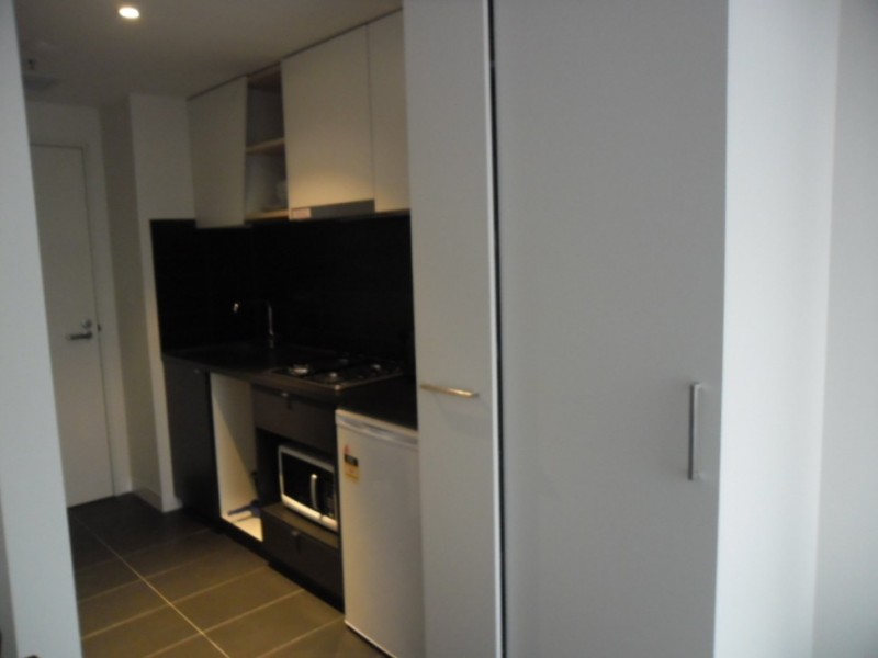 817/75 Flemington Road, North Melbourne VIC 3051