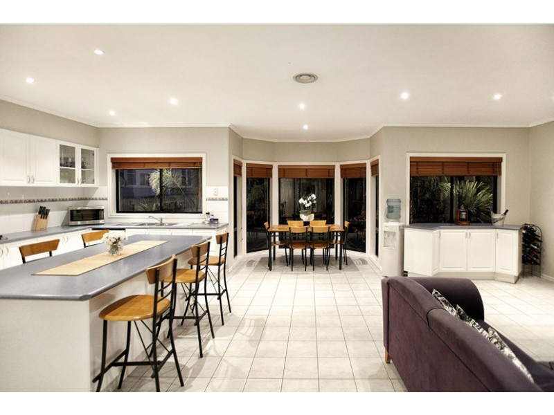13 Chandos Place, Attwood VIC 3049
