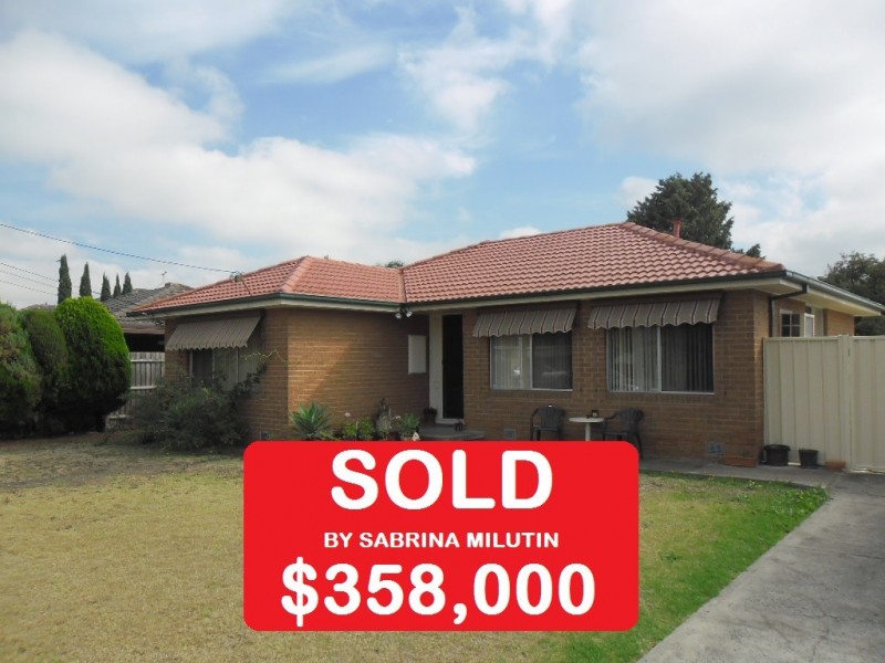 5 Grantley Drive, Gladstone Park VIC 3043