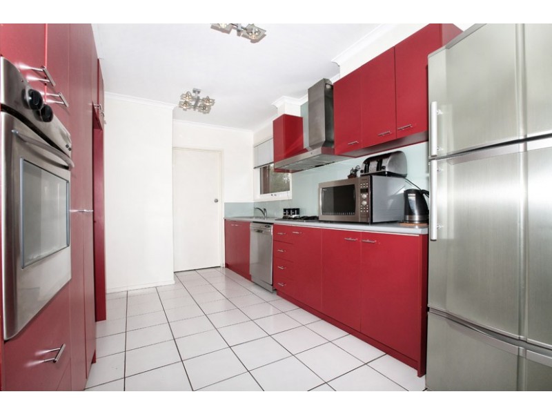 36 Samara Grove, Gladstone Park VIC 3043