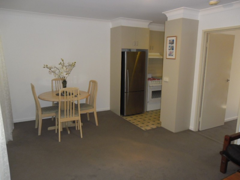 20/16 South Circular Road, Gladstone Park VIC 3043