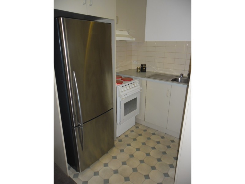 20/16 South Circular Road, Gladstone Park VIC 3043