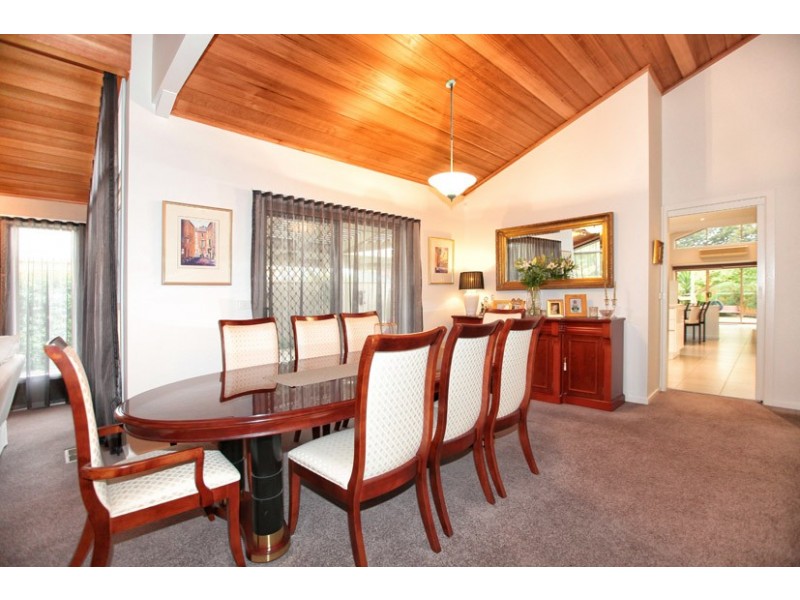 22 Hartley Crescent, Greenvale VIC 3059