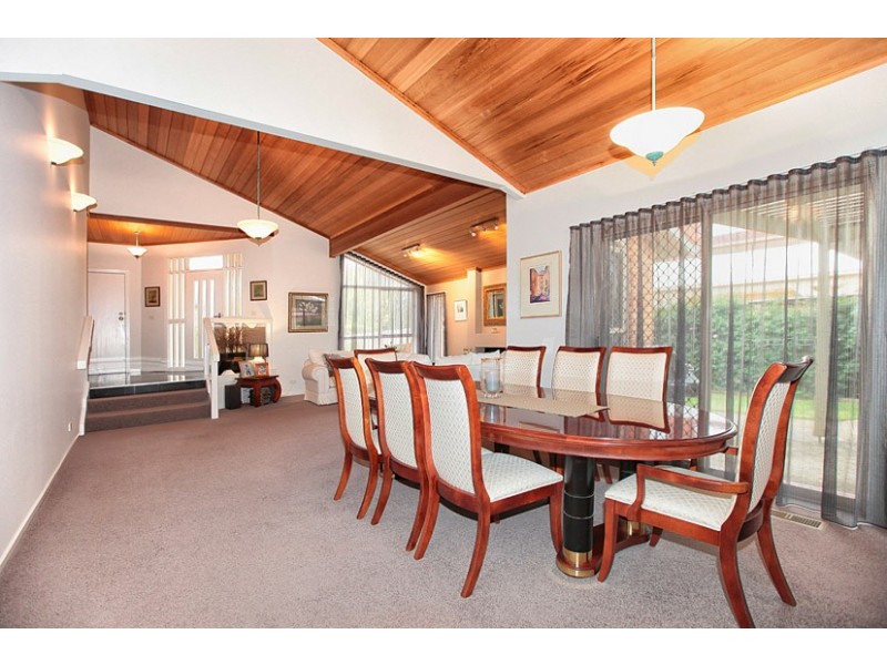 22 Hartley Crescent, Greenvale VIC 3059