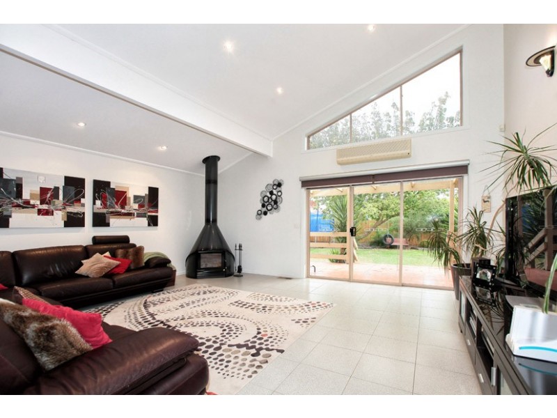 22 Hartley Crescent, Greenvale VIC 3059