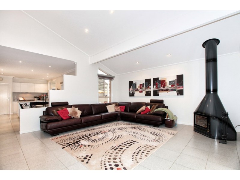 22 Hartley Crescent, Greenvale VIC 3059