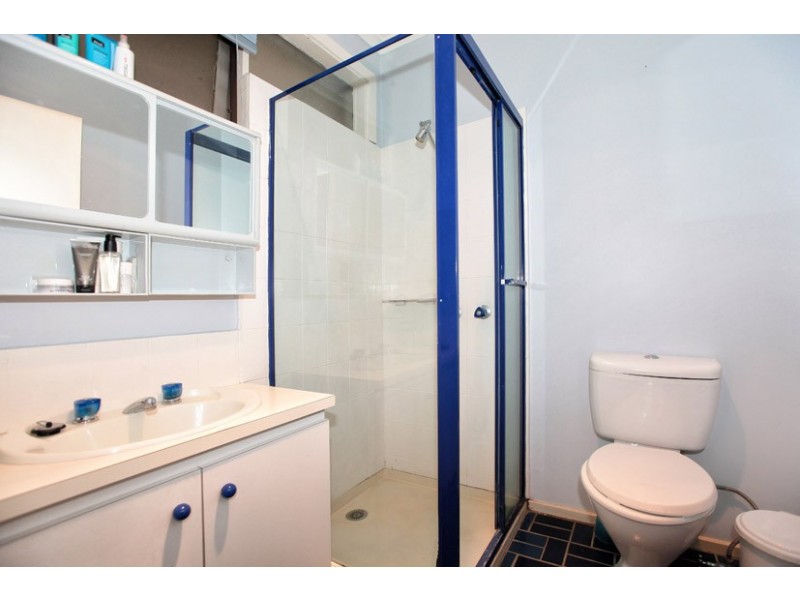 37 Samara Grove, Gladstone Park VIC 3043