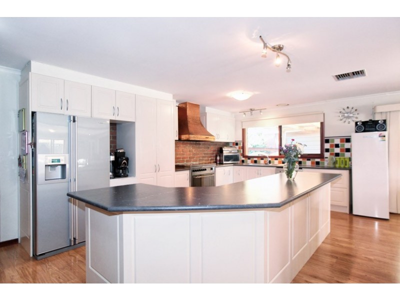 5 Haworth Court, Greenvale VIC 3059