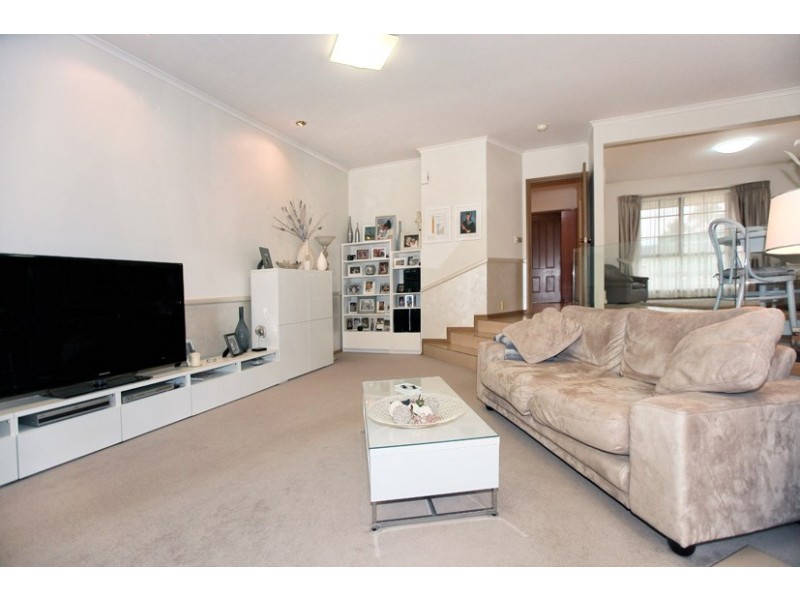 1 Motherwell Avenue, Greenvale VIC 3059