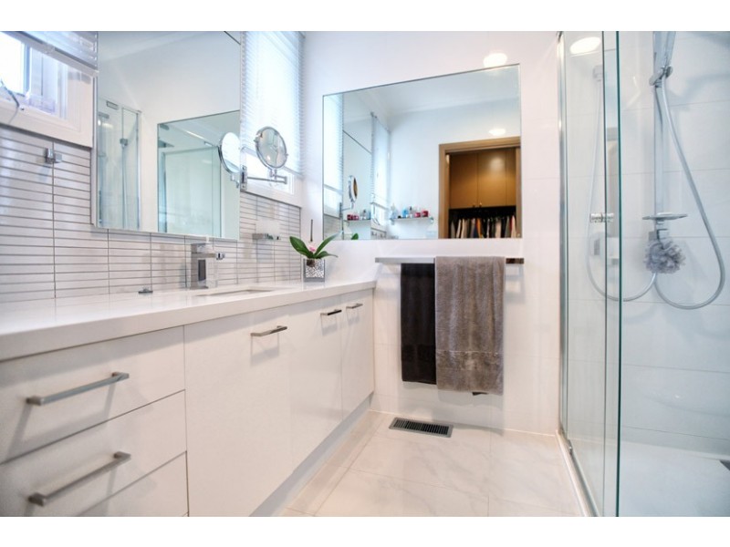 1 Motherwell Avenue, Greenvale VIC 3059