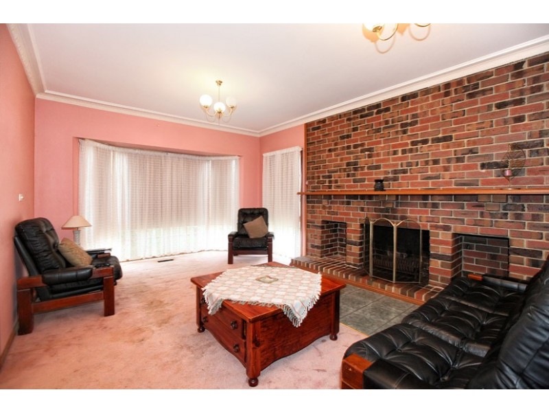 11 Barlby Court, Greenvale VIC 3059