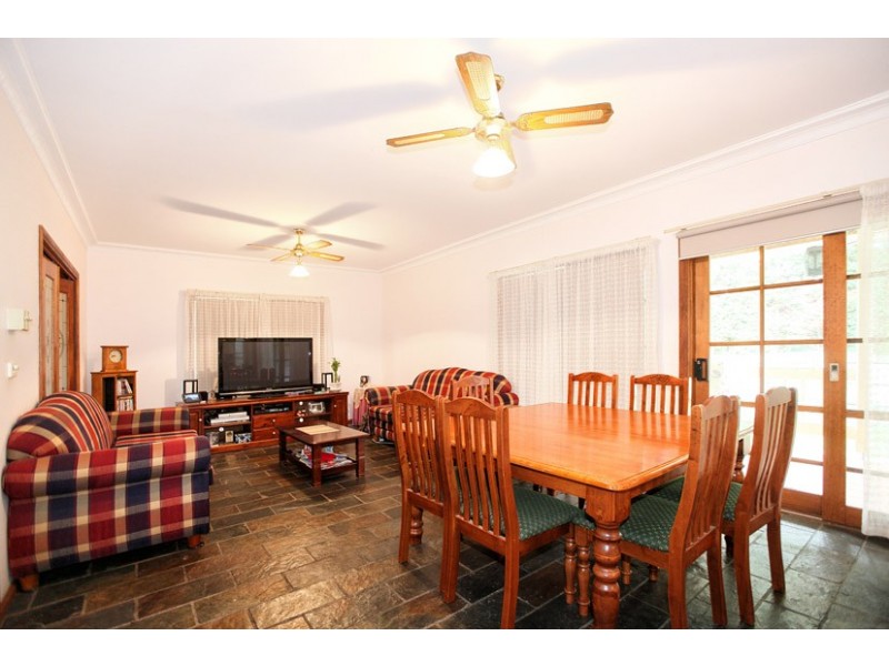 11 Barlby Court, Greenvale VIC 3059