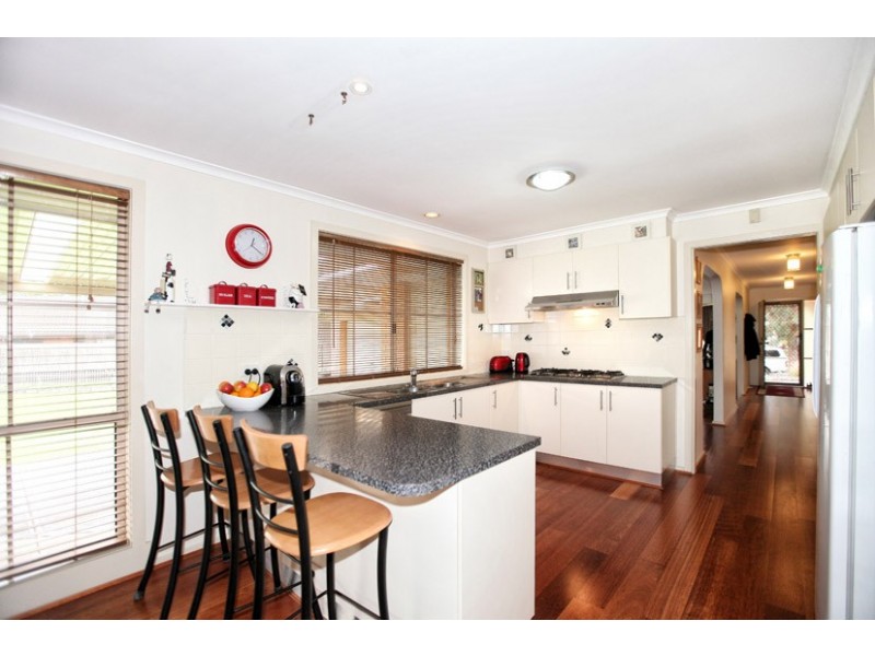 7 Ayr Close, Greenvale VIC 3059