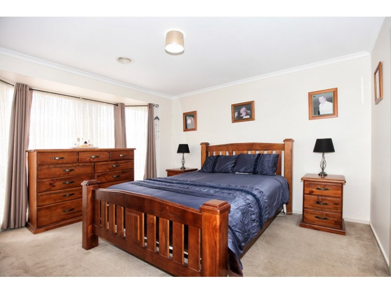 7 Ayr Close, Greenvale VIC 3059