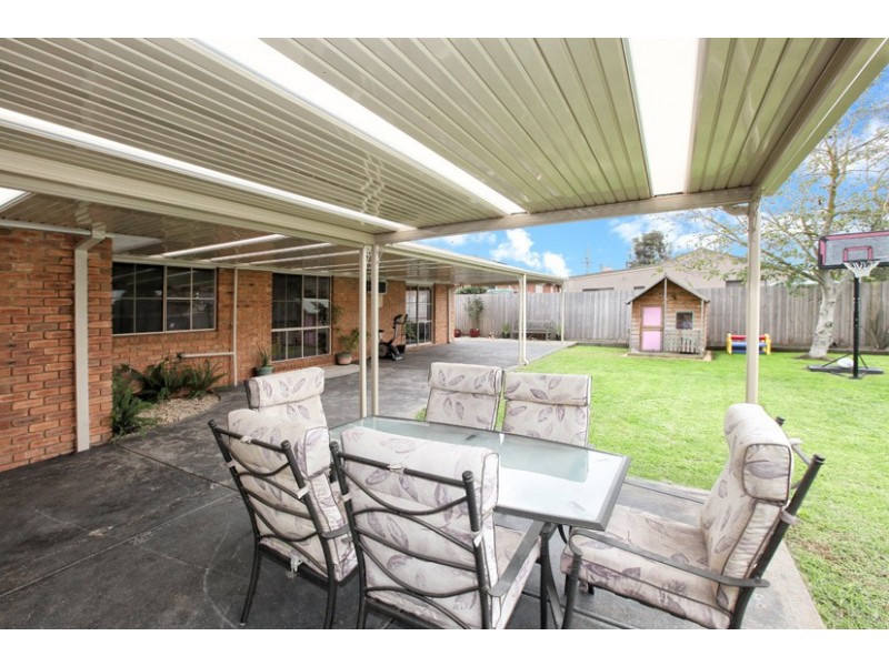 7 Ayr Close, Greenvale VIC 3059