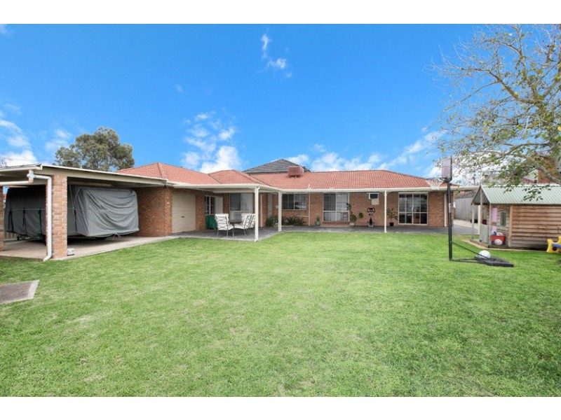 7 Ayr Close, Greenvale VIC 3059