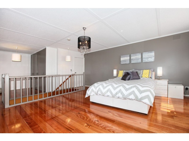 25 Payne Street, Gladstone Park VIC 3043