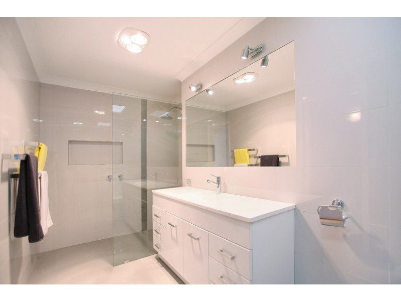 25 Payne Street, Gladstone Park VIC 3043