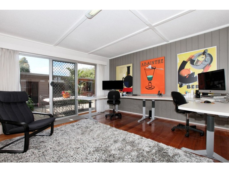 25 Payne Street, Gladstone Park VIC 3043